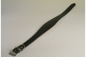 GREYHOUND - halsbånd - læder - foret - længde 65 cm. - sort.