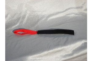 FWF - flad bidepølse m. 1 håndtag - læder - 4 x 22 cm.